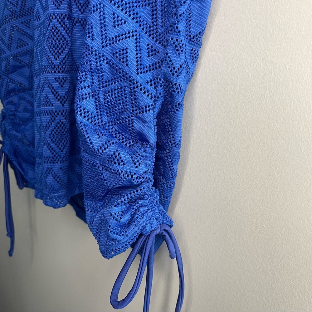 Royal Blue 2-piece Swimsuit - Picture 4 of 11